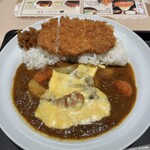 松のや - 料理写真:ごろごろ野菜ロースかつ欧風ビーフカレー トッピングチーズ/1,130円♪