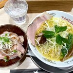 ラーメン専科 竹末食堂 - ローストビーフ丼とあっさり塩