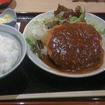 臍 - 特選佐賀牛ジャンボメンチカツ定食(1,030円)