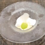 創作四川料理 廣明 - 究極なめらか杏仁豆富 シャインマスカットソース