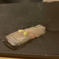 鮨よしかわ 恵比寿 - ヒラメ