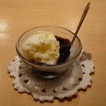 佳肴 三佐和 - ミニデザートは自家製コーヒーゼリー。苦味がしっかりと抽出されていて美味しい。