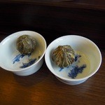 琥珀茶菓 - 工芸茶　1つ800円　これにお湯を注ぐとふくらみます