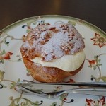 琥珀茶菓 - 4周年限定シュークリーム