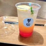 石倉カフェ 小樽ヤード - サンセットソーダ