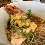 中華蕎麦 はざま - このクリームがまた良い。コクと酸味をプラスして、さらに奥行きが広がる。