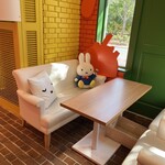 ナインチェ・カフェ - 