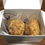 エス・ナカヤマ - ひとつづつ フィルムに入れてくれて食べやすい。