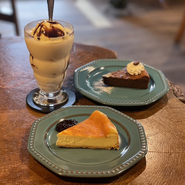 atelier (アトリエ) Amazon.com: Atelier 20th Anniversary Official Visual Collection