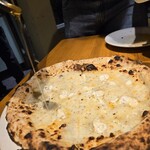 写真 2ページ目 : ラ・ピッツァ ドォーロ （LA PIZZA D'ORO） - 中崎町
