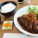 グラスホッパー - とんかつ定食 ￥900（税込）