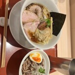 麦と麺助 - 