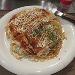 熱々鉄板 チェインズ - 