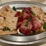 焼肉亭サム - コリコリ→サガリ→豚ホルモン　全てハーフ