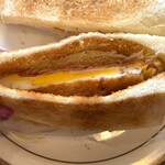 コンパル - 片手で持つと、具材が落ちちゃうボリューム（笑）