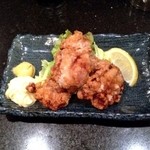 Aoyama Yakitori Kurabu Yorunobu Yakitoriya - 信玄鶏の唐揚げ ¥600