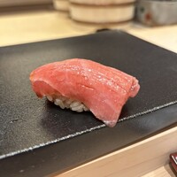 鮨 加 - 本マグロ　中トロ