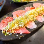 黒毛和牛とタンとハラミ 焼肉じゅんちゃん - 幻カルビは片面20秒