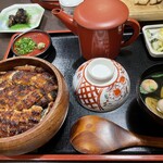 炭焼うな富士 - ひつまぶし