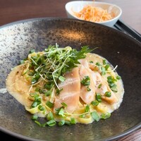 高ようじ 大宮 - 炙り鶏ハム麻だれ和パスタ