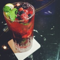 DINING & BAR TABLE 9 TOKYO - 