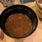 割烹　梅津 - 赤出汁