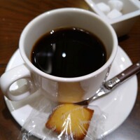 BISTRO DOUBLE - コーヒー＆プチマドレーヌ