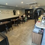 Osteria Shoru - 広々店内
