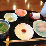 小笹寿し - 鯛とヒラメの握り、お吸い物