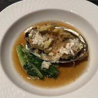 故宮 - 活エゾ鮑の蒸しもの　ガーリック風味