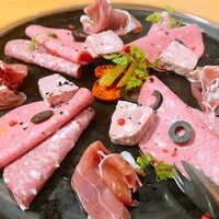 RED ROOM rooftop & grill - 