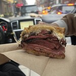 KATZ'S DELICATESSEN - 