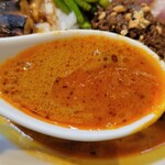 燃えよ麺助 - スープ