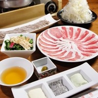 黒豚しゃぶしゃぶ[食べ放題](そば付)＋ビュッフェ
