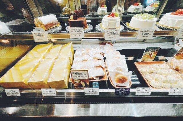 パティスリーフラワー✿ 27500→8500円 パティスリー フラワー 竹内街道軽里店 (Patisserie FLOUR