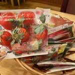 MLESNATEA - 1点プレゼント付きって嬉しいですね。