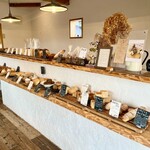 天然こうぼぱん とことこ - この日の店内