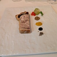 フランス料理　レ・セレブリテ ホテル日航大阪 - 豚肉のパテ