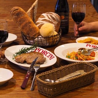 ビュッフェスタイルで楽しめる飲み放題付貸切プランがおすすめ！