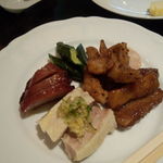 海老すり身と豚挽き肉の湯葉巻き、はちみつ入りチャーシュー、白鯛の冷製黒胡椒風味、干し豆腐の冷静黒酢風味、鶏の冷製特製葱と生姜ソース（各3人前）
