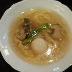 故宮 - うずらの卵と袋茸入り玉子スープ