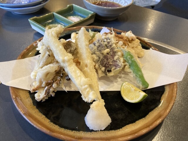 Yanagi Bashi photo 3