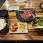 炭火焼肉みや - 