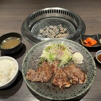 焼肉・しゃぶしゃぶ たちばな ヒルトンプラザイースト店 - 