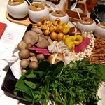 フォレスト・テーブル - 