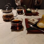 フォレスト・テーブル - 