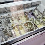 まんま - 昼過ぎでかなり売れてた