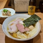 ジャパニーズ ラーメン 五感 - 特上醤油らぁめん¥1900、炭火おにくごはん¥500、瓶ビール（小）¥500