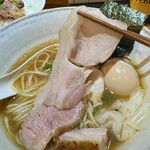 ジャパニーズ ラーメン 五感 - 