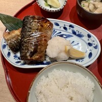 伊豆の旬 やんも 丸の内店 - 